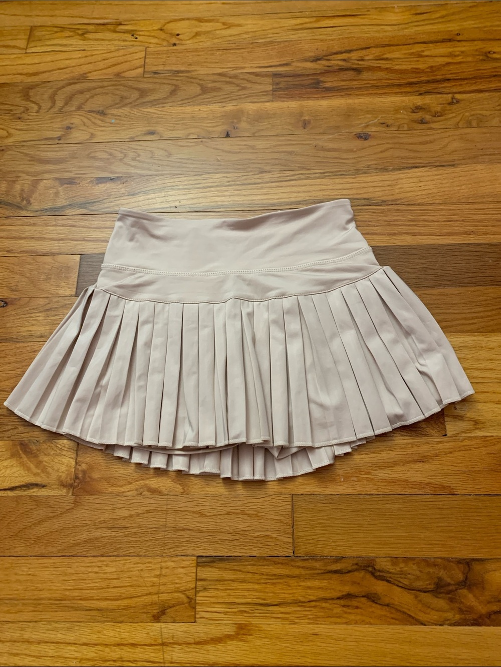 Gold hinge Pleated Skirt in Light Beige